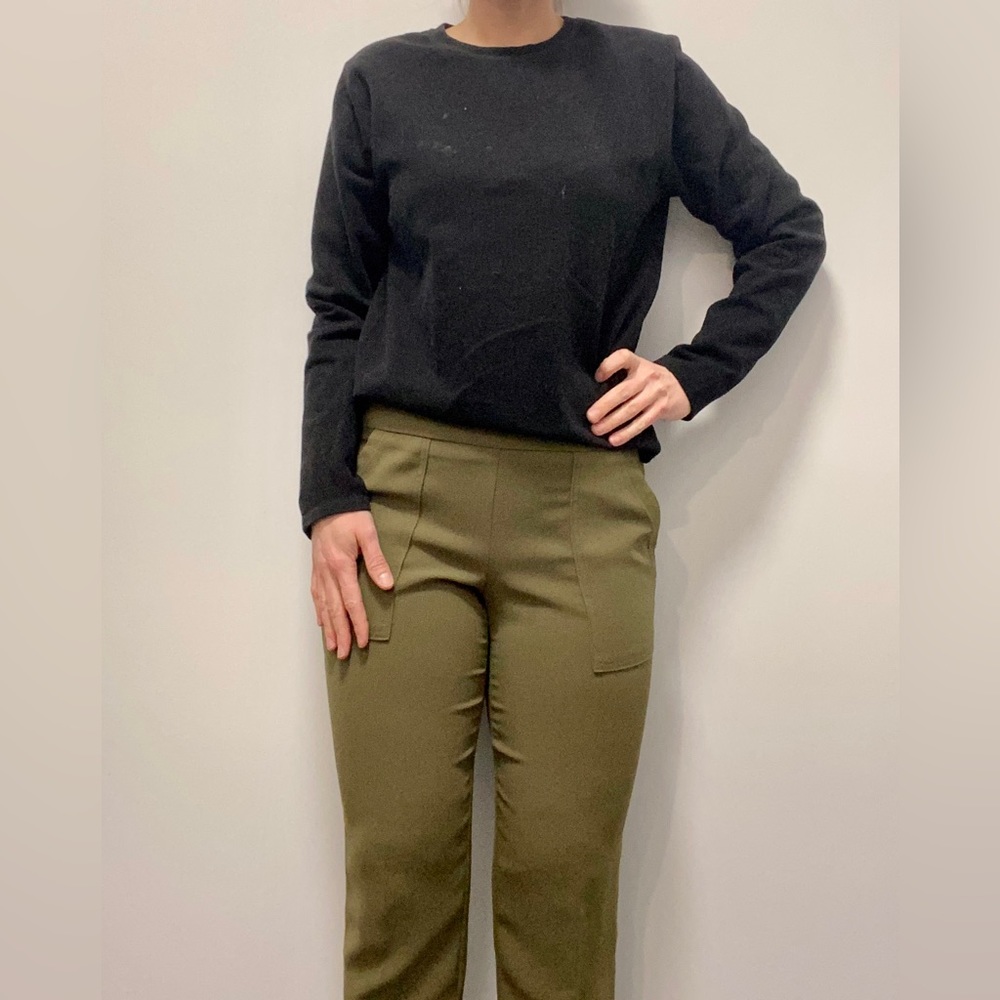 Straight leg army green trousers